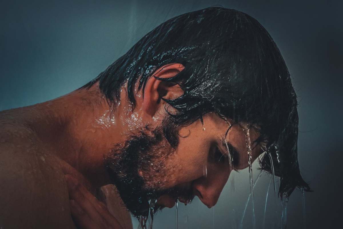 Perché si può morire folgorati sotto la doccia